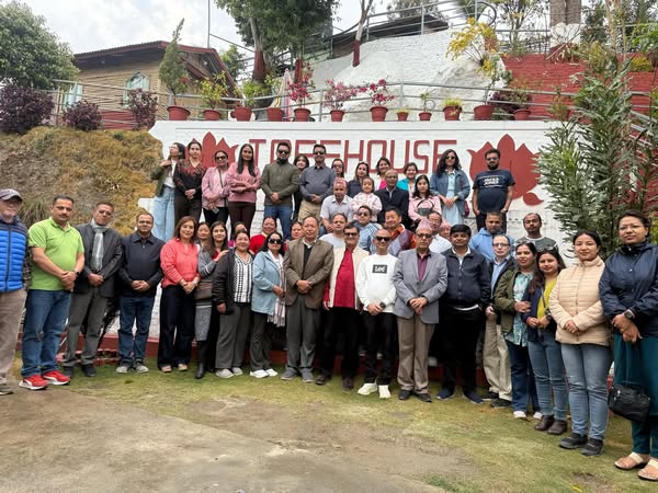 बनभोज कार्यक्रम सम्पन्न ।
